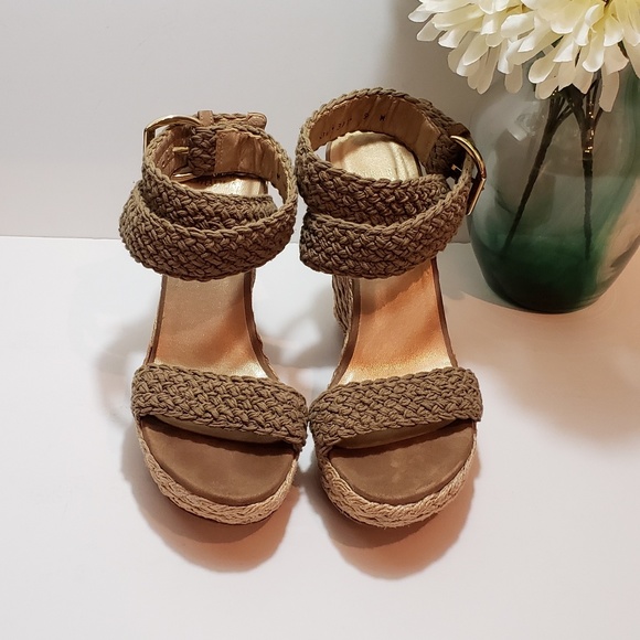 Stuart Weitzman Alex Crochet Espadrille Wedge - Picture 5 of 5